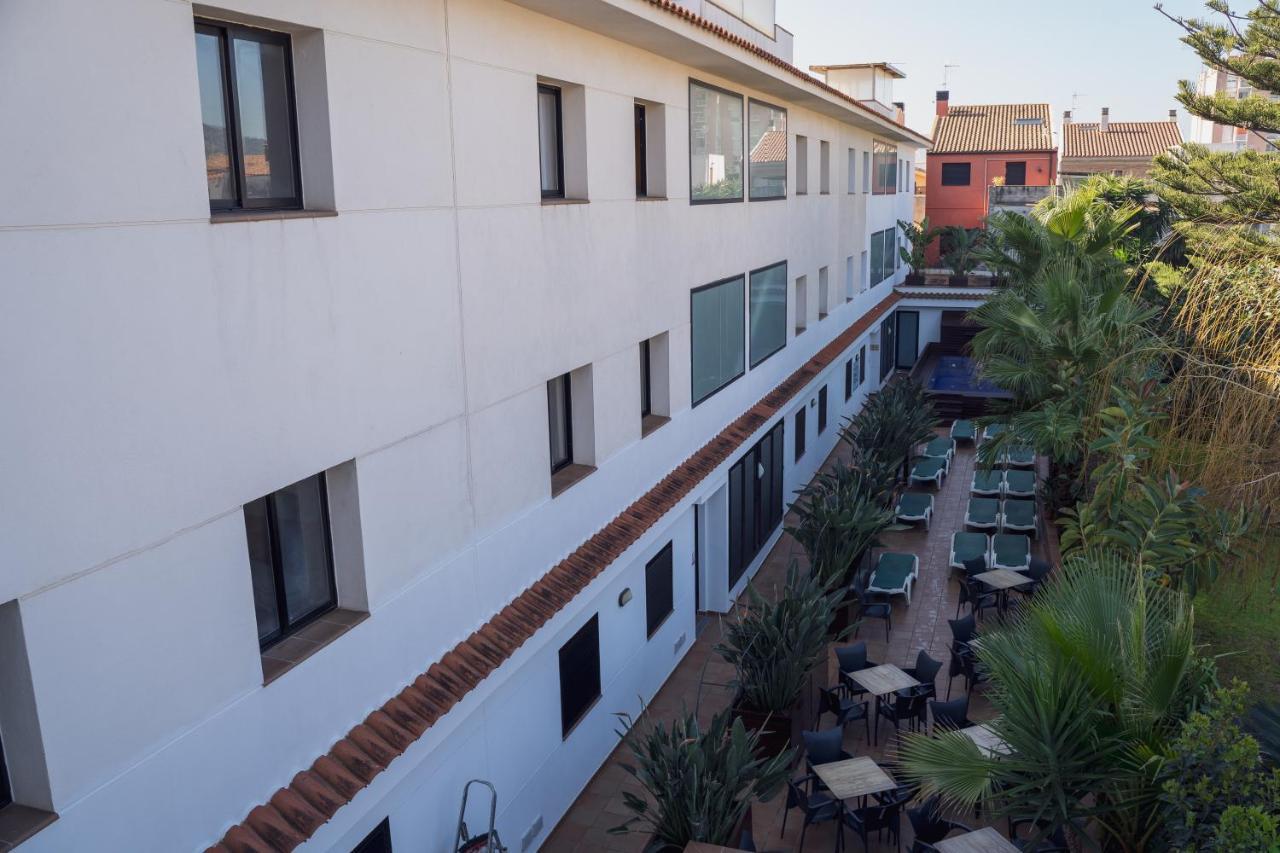Beatrix 2000 Apartment Pineda de Mar Exterior foto