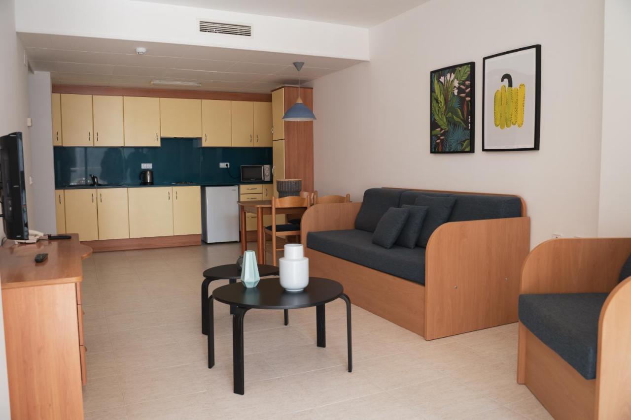 Beatrix 2000 Apartment Pineda de Mar Exterior foto