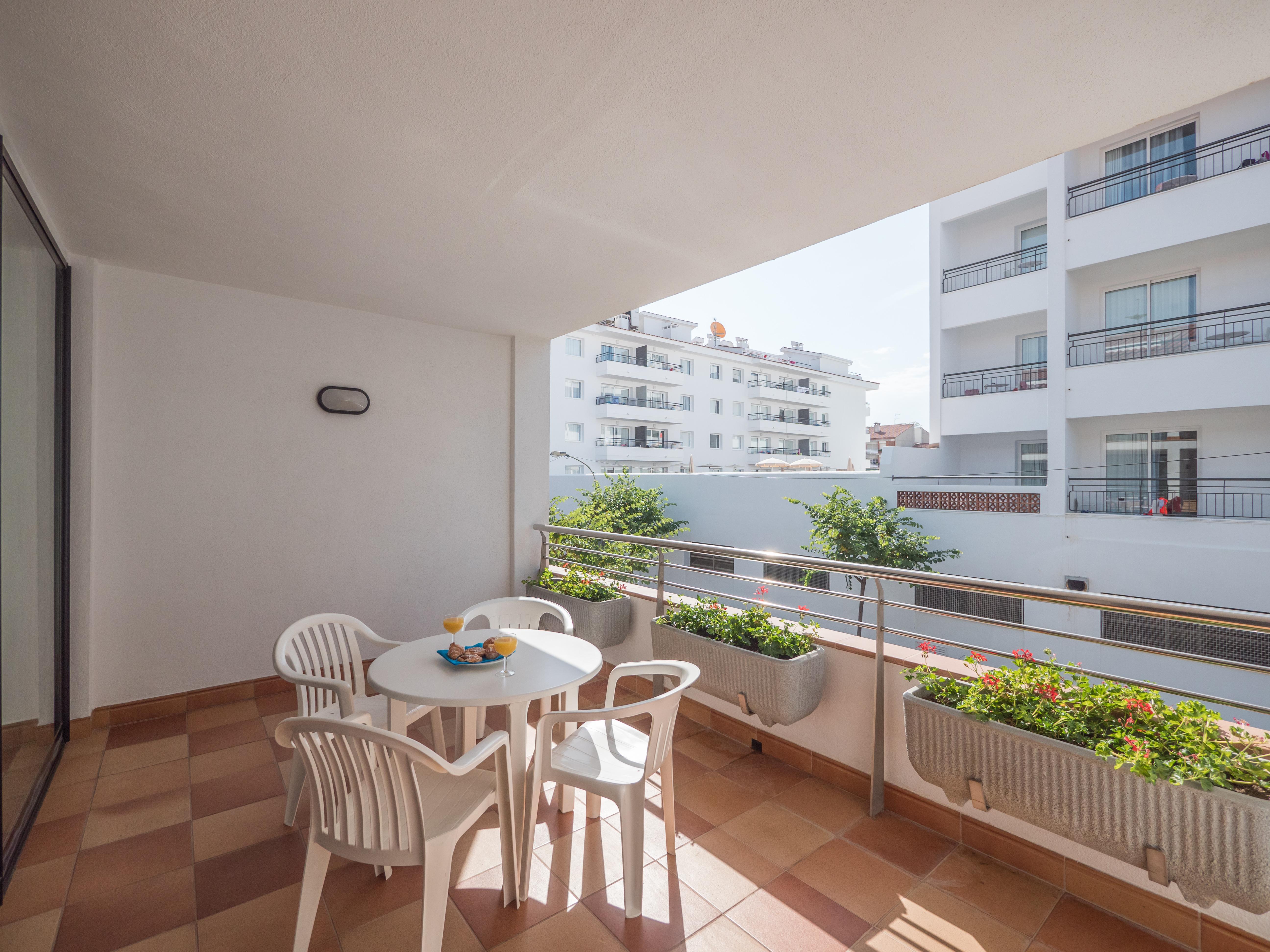 Beatrix 2000 Apartment Pineda de Mar Exterior foto